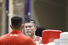 Trương Đình Hoàng đổ máu trên sàn đấu, dừng bước tại SEA Games 31 đầy đáng tiếc