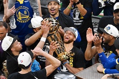 Chuỗi điểm 21-0 lịch sử đưa Golden State Warriors trở thành nhà vô địch NBA 2022