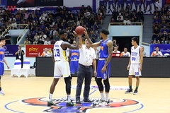 Cảm xúc của NHM bóng rổ Hà Nội sau 3 năm không được xem trực tiếp VBA