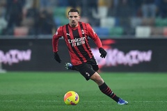 MU đề nghị đổi Van der Beek lấy tiền vệ của AC Milan
