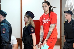 Ngôi sao bóng rổ WNBA bị tuyên án tại Nga, đối diện hơn 9 năm tù vì chất cấm