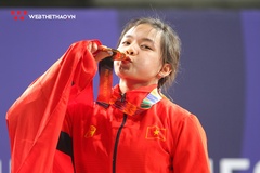 Hot-girl cử tạ Hồng Thanh: Gồng gánh cả tấn tạ để “lên đỉnh” SEA Games 31 và châu lục