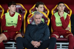 Roma thua trận derby, Mourinho cay đắng nói về chấn thương