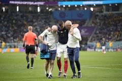 Hậu vệ tuyển Pháp nghỉ World Cup vì chấn thương đầu gối
