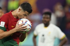 3 cơ hội bị bỏ lỡ của Ronaldo trước khi mở tỷ số cho Bồ Đào Nha