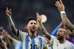 CĐV Úc vừa hát "troll" Messi 12 giây đã phải nhận cái kết đắng