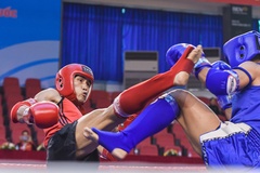 Nguyễn Trần Duy Nhất đánh đối thủ bỏ cuộc ngay hiệp 1 Đại hội Thể thao toàn quốc