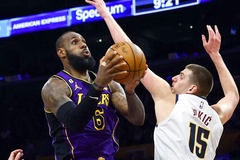Davis chấn thương, LeBron cùng Westbrook vẫn giúp Lakers vượt qua Denver Nuggets