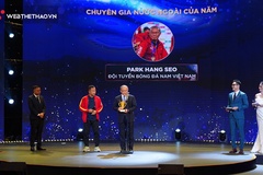 HLV Park Hang Seo trải lòng xúc động sau khi nhận giải thưởng ở Cúp Chiến thắng 2022