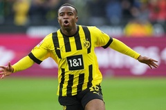 Sao trẻ của Dortmund bị cáo buộc gian lận… 4 tuổi