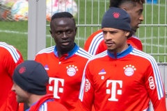Sane yêu cầu Bayern Munich phạt gì Mane sau khi bị tát vào mặt?