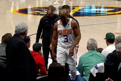 Phoenix Suns thiệt đơn thiệt kép với trường hợp Chris Paul