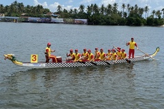 Đua thuyền truyền thống Việt Nam sớm hoàn thành chỉ tiêu tại SEA Games 32
