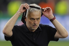 Mourinho “tố cáo” trọng tài như thế nào sau trận chung kết Europa League?