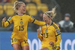 Nữ Thuỵ Điển ngược dòng giành chiến thắng vào phút cuối ở World Cup