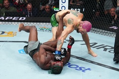 UFC 292: Sean O'Malley tung đòn như dao cạo, giật đai từ Aljamain Sterling