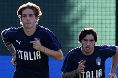 Sốc: 2 tuyển thủ Italia bị điều tra vì cá cược, bị đuổi về CLB
