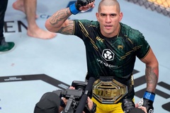 UFC 295: Alex Pereira tung móc trái trứ danh, hạ gục Jiri Prochazka lấy đai bán nặng