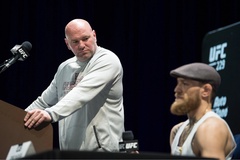 Dana White hồi đáp về Conor McGregor, tâm điểm UFC 300 chưa được chọn