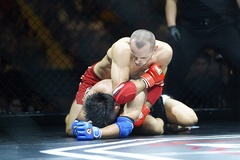 LION Championship 2025 "mở luật" đánh chỏ, xác định tư thế như UFC