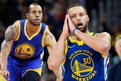 Stephen Curry ghi 30 điểm, cùng Golden State Warriors đại thắng ngày treo áo cựu NBA Finals MVP