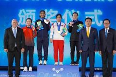 Quàng Thị Tâm bất ngờ vượt nhà vô địch Olympic giành huy chương cử tạ châu Á