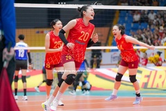 Đội tuyển bóng chuyền nữ Việt Nam đụng độ đàn em U21 tại Tứ Kết VTV Cup
