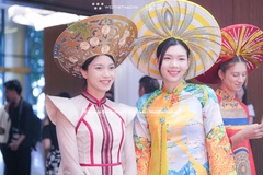 Bích Thuỷ gây ấn tượng mạnh trong tà áo dài, toả sáng màn trình diễn hoa khôi VTV Cup 2025