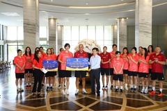 Đội tuyển bóng chuyền nữ Việt Nam nhận thưởng nóng trước thềm Bán kết VTV Cup 2025