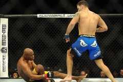 Pha "nghiệp quật" sốc nhất lịch sử UFC đã xảy ra như thế nào?