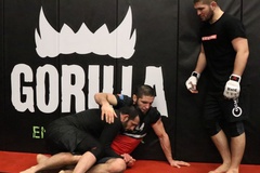 Khabib chỉ ra sai lầm về tư duy chuẩn bị thi đấu của các võ sĩ UFC