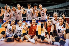 Bóng chuyền nữ U21 Việt Nam ghi tên vào vòng 1/8 sau set thắng kỷ lục