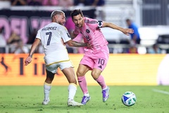 Chiêm ngưỡng cú đánh gót kiến tạo tuyệt vời của Messi cho Suarez ghi bàn