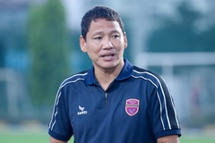 HLV Anh Đức trở lại mặt đất sau hai thất bại liên tiếp ở V.League
