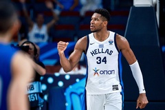 Không ai có thể cản Giannis Antetokounmpo, đội tuyển Hy Lạp vào tứ kết EuroBasket 2025