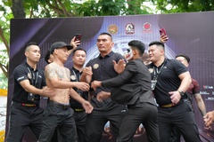 Danh Quốc lại hóa "Joker" khiêu khích Hợp Hải ở LION Championship 26