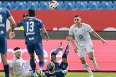 Thẻ đỏ lãng xẹt suýt khiến Nam Định ôm hận trước CLB của Campuchia