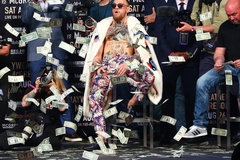 Conor McGregor hét giá không tưởng và "100 Golden Visa" để đấu ở UFC Nhà Trắng
