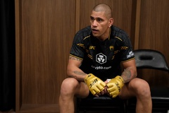 Alex Pereira tiết lộ sai lầm sẽ được sửa ngay lập tức ở UFC 320