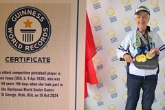 Joyce Jones ở tuổi 95: Hành trình siêu đáng nể của tay vợt pickleball cao tuổi nhất thế giới