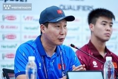 HLV Kim Sang Sik: “Bỏ ngoài tai chuyện Malaysia, Việt Nam chỉ hướng tới chiến thắng Nepal”