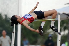 Dương Thị Thảo bay qua 3 kỷ lục nhảy cao nữ trong hai tháng khó tin