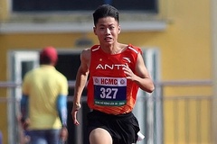 "Vua tốc độ U18" Lâm Quang Huy cùng đội hình tiếp sức nam nữ 4x100m CAND phá kỷ lục khó tin