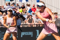 Trở lại đỉnh cao, Waters và Bright vô địch đôi nữ tại PPA Virginia Beach