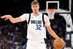 Tài năng trẻ Cooper Flagg chào sân ấn tượng, HLV trưởng Dallas Mavericks bày tỏ sự hài lòng