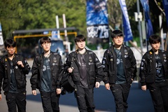 T1 vs IG - Tranh cãi xoay quanh cặp đối đầu vòng khởi động CKTG 2025