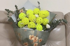 Hoa bóng Pickleball: Món quà 20/10 cho phái đẹp mê thể thao