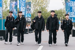 Kết quả T1 vs GEN CKTG 2025 ngày 18/10: Đương kim vô địch trước nguy cơ bị loại sớm