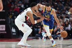 Vượt bão “scandal” HLV trưởng bị bắt, Portland vẫn đánh bại Golden State Warriors
