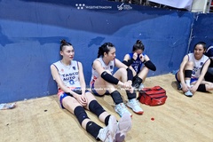 Đội tuyển bóng chuyền nữ Hà Nội Tasco Auto bật khóc sau chức vô địch giải hạng A 2025